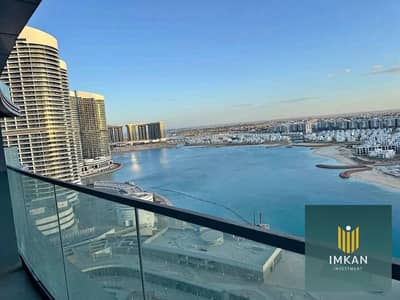 شالية Sea View متشطب بالكامل والاستلام فوري للبيع بمقدم 800,000 التقسيط حتي 12 سنه في مزارين العالمين الجديدة الساحل الشمالي - دقايق لابراج العالمين