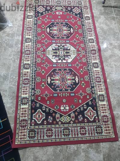 سجاد بحاله جيده مستعمل سنه