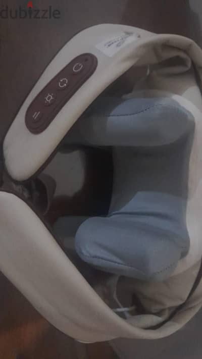 Neck & Shoulder Shiatsu Massager with Heat
