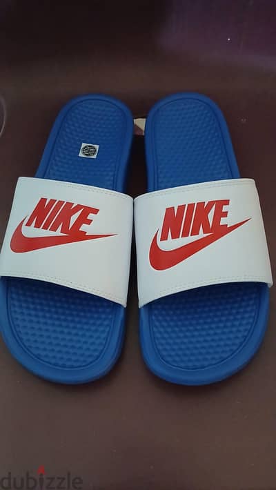 Nike Slides - مقاس 46 (US 12)
