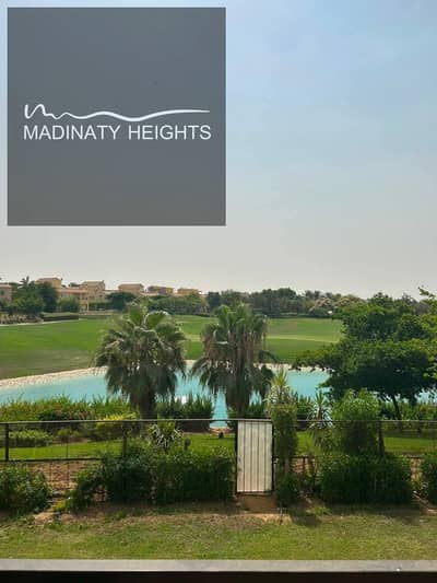 Independent villa for rent | Madinaty – VG1 | Model W    Exceptional location with a direct view of the golf course and lakes in one of the finest areas of Madinaty.    Land area: 720 square meters  Building area: 360 square meters   Ground floor:  Reception 4 pieces  Kitchen  Guest bathroom  Bedroom 