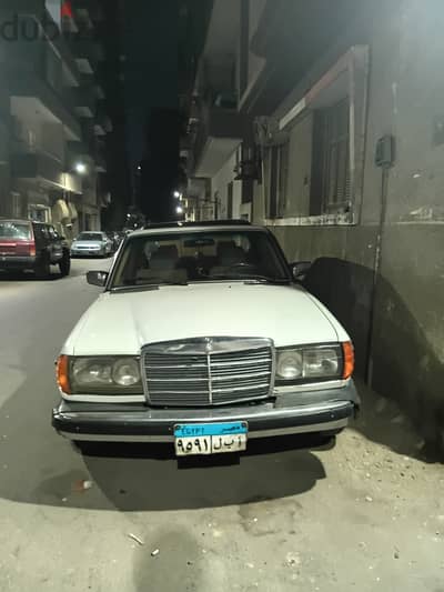 مرسيدس بنز 230 1984