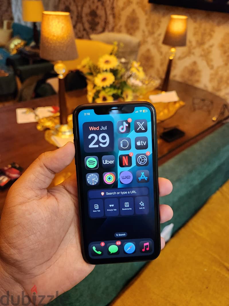 Apple - iPhone XR 1