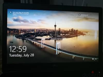 ديل 5580  بحاله كسر زيرو