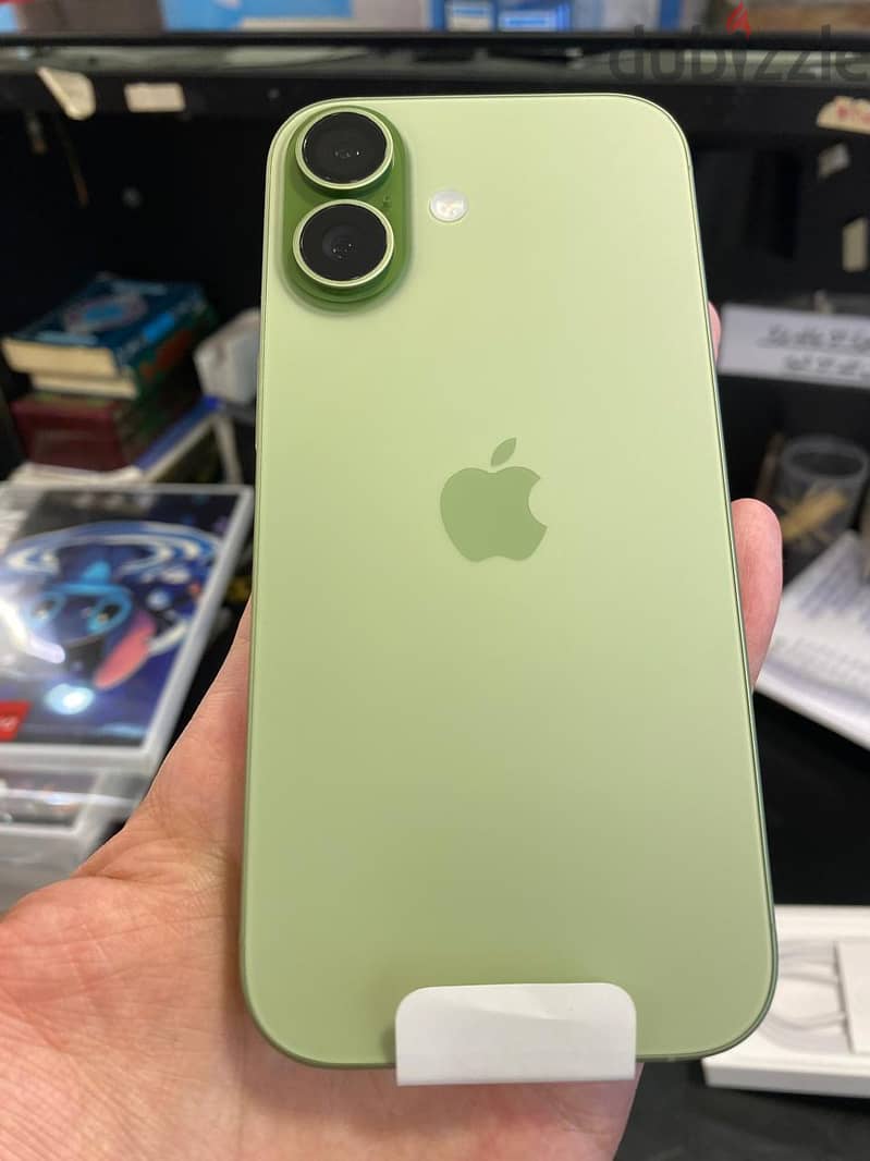 Apple - iPhone 17 1