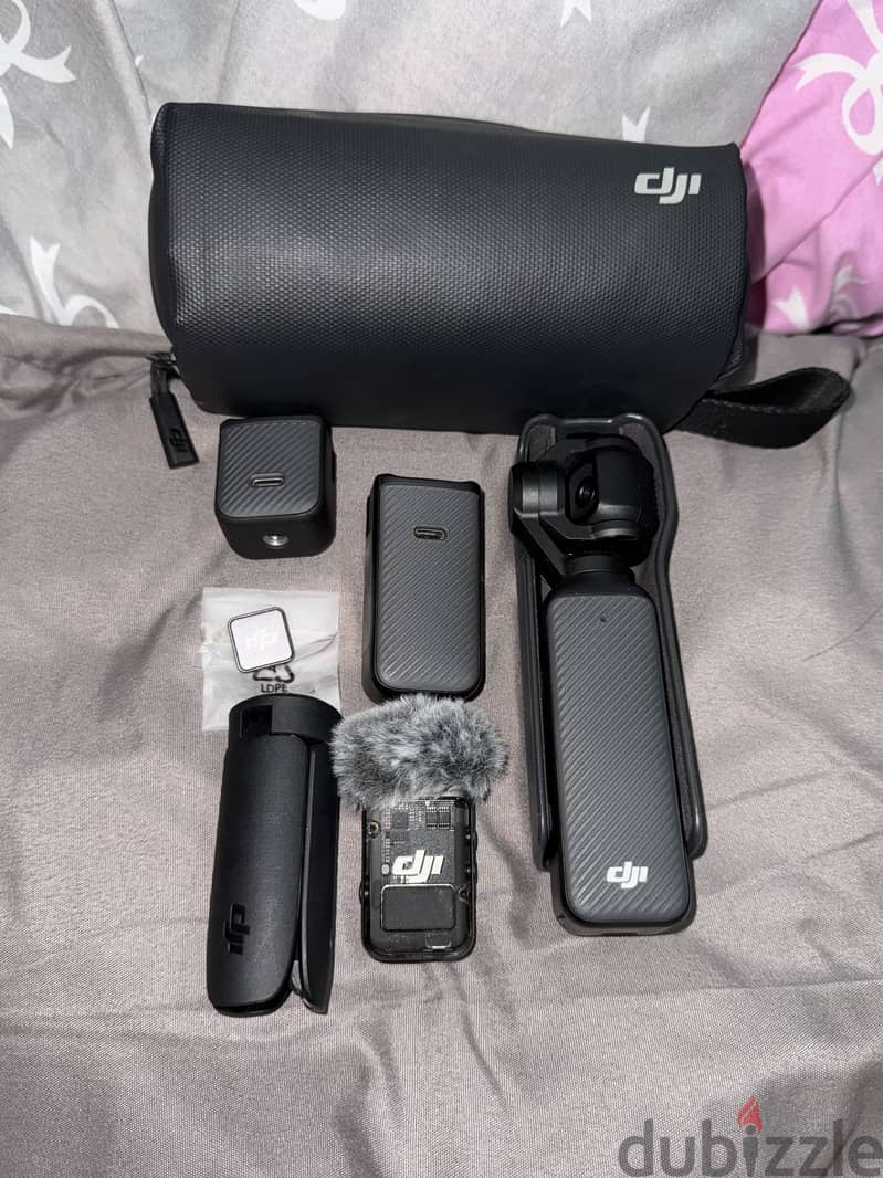 DJI Osmo Pocket 3 Creator Combo 1