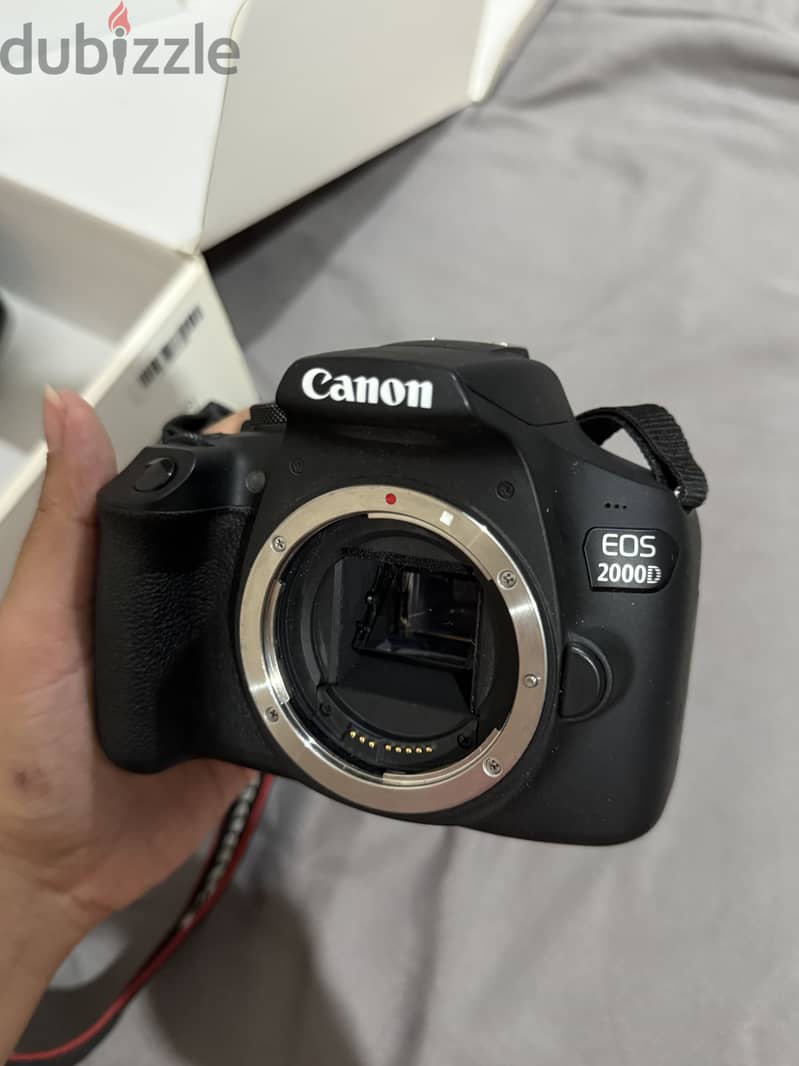 Canon EOS 2000D + 18-55mm Lens 1