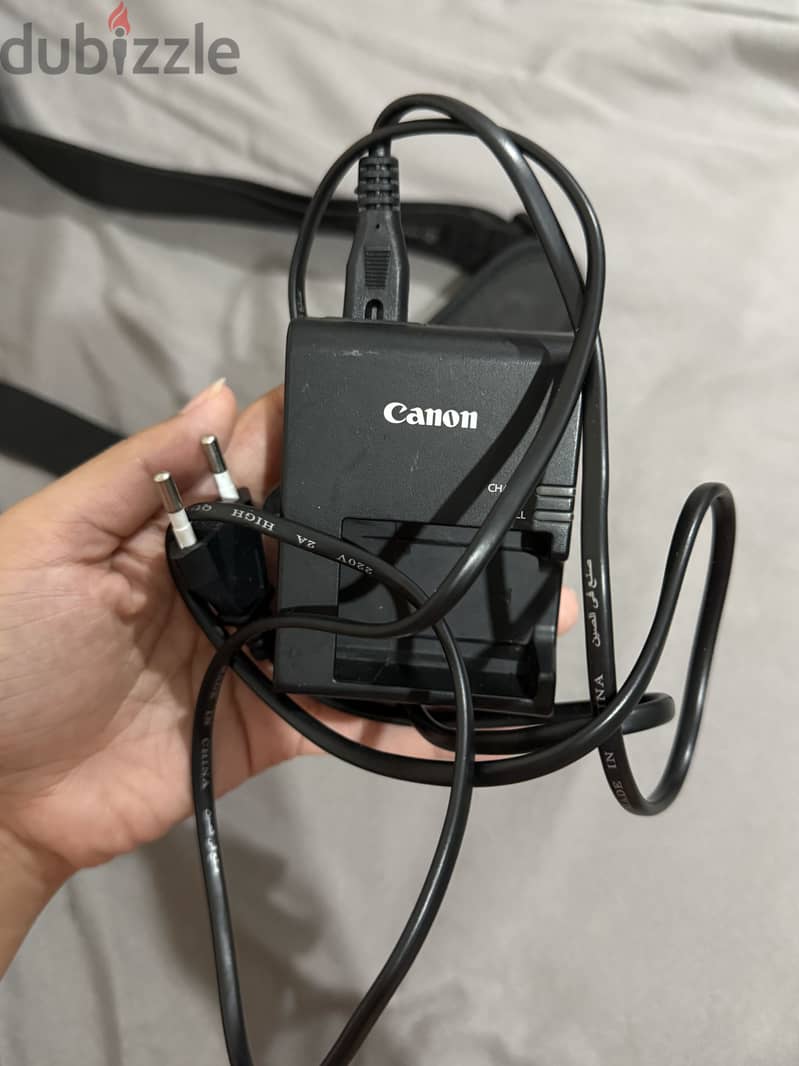 Canon EOS 2000D + 18-55mm Lens 3