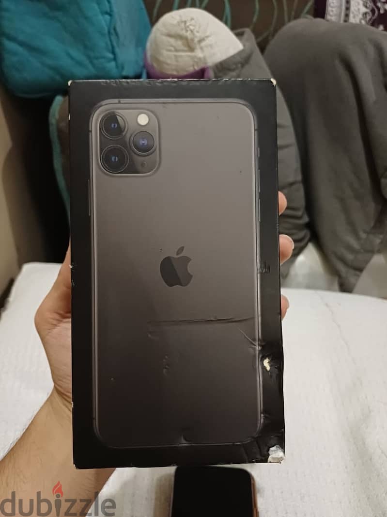 Apple - iPhone 11 Pro Max 1