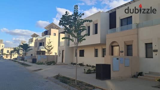 Last town house ready to move in Sodic near Beverly Hills and Sphinx Airport