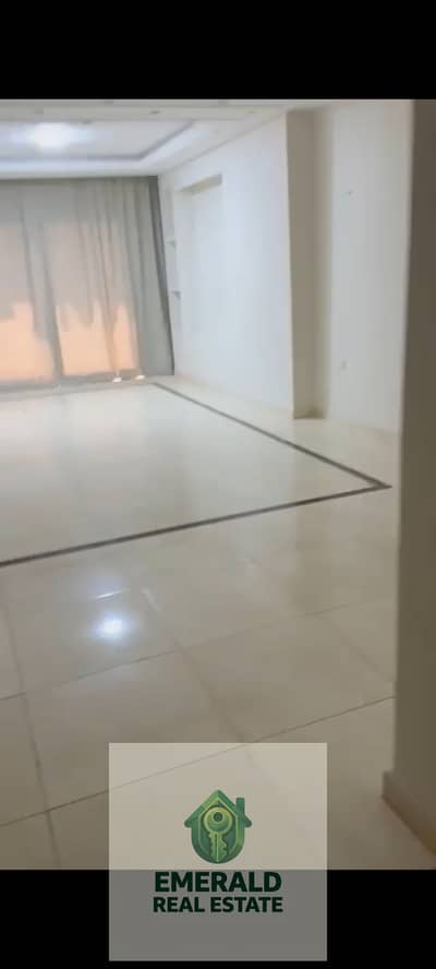For rent, a fully air-conditioned apartment in Grand Gate, ultra-luxurious