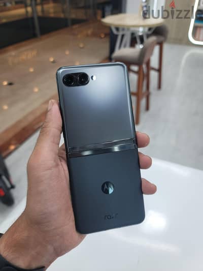 Motorola 40 Ultra زيرو للبيع او للبدل ب ايفون او جوجل