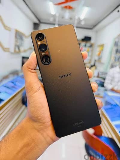 Sony 1 V