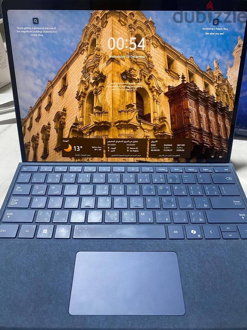 Microsoft Surface Pro 11 - Used 2