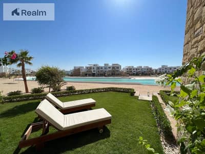 fully furnished ground APT with adirect view on lagoon from the garden | ready to move