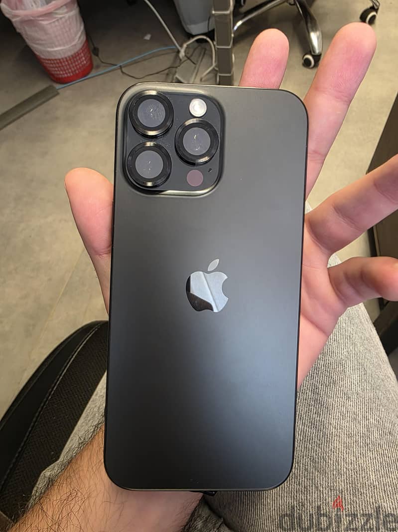 Apple - iPhone 16 Pro Max 2