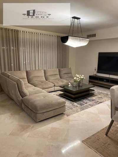أفضل سعر شقة مفروشة بالكامل للبيع في أب تاون كايرو أورورا Uptown Cairo Aurora القاهرة الجديدة New Cairo 236 متر 3 غرف نوم وغرفة مربية