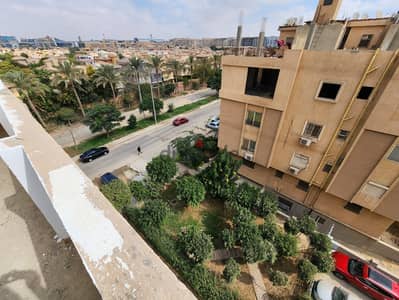 شقة نص تشطيب 163 متر للبيع من المالك في كمبوند الزهوة، التجمع الخامس