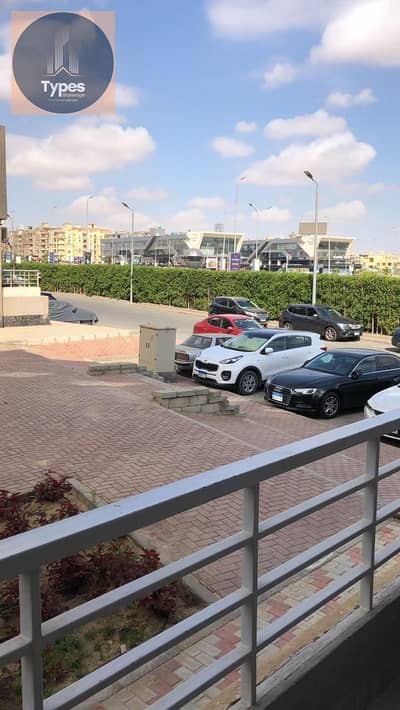 شقه للبيع بكمبوند جنه زايد 1 متشطبه بالكامل جاهزه للسكن دور ارضي مرتفع مساحه 100 متر 2 غرفه حمام مناسبه للسكن او الاستثمار و قريبه من جميع الخدمات
