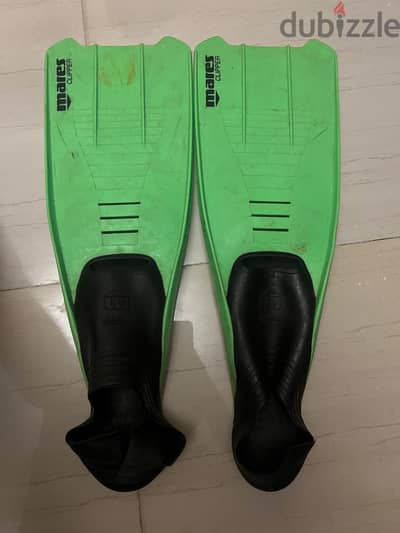 Original Mares Clipper Diving/Snorkeling Fins – Size 39-40 used