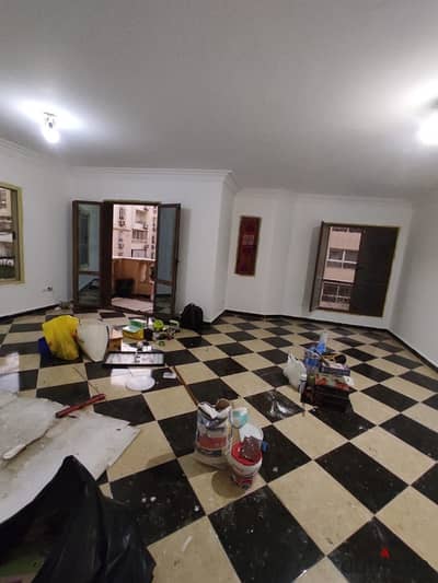 Apartment for rent, 160 sqm, high-end finishing, in Zahraa El Maadi (Lower Al-Merag).
