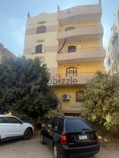 عمارة سكنية للبيع