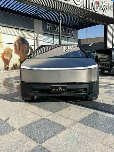 Tesla Cybertruck احسن سعر في مصر