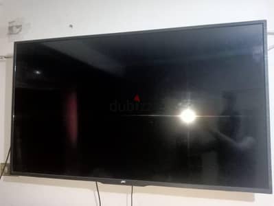 شاشة Jac  للبيع 55 بوصه 55 بوصة للبيع بي 10 تلاف قابل للتفاوض