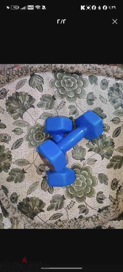 دمبل وزن ٤ كيلو عيوبه قطع في جهه ليس يضر الوزن