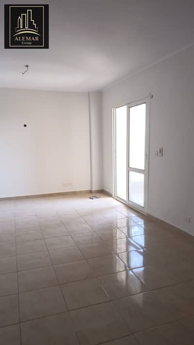 135 m apartment for sale cash in Madinaty phase b1 garden view intact excellent location at commercial price