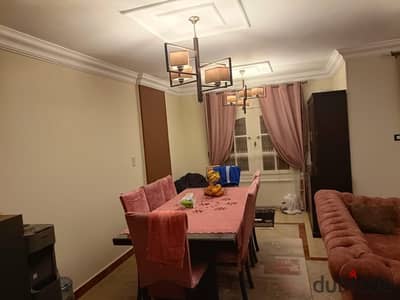 For sale at a bargain price, an apartment 155m in a very distinctive location, minutes from Al Hosary and Family Mall, Super Lux 6 October