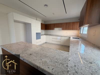 Special Duplex With privet Garden luxury Finishing First Use close to clubhouse