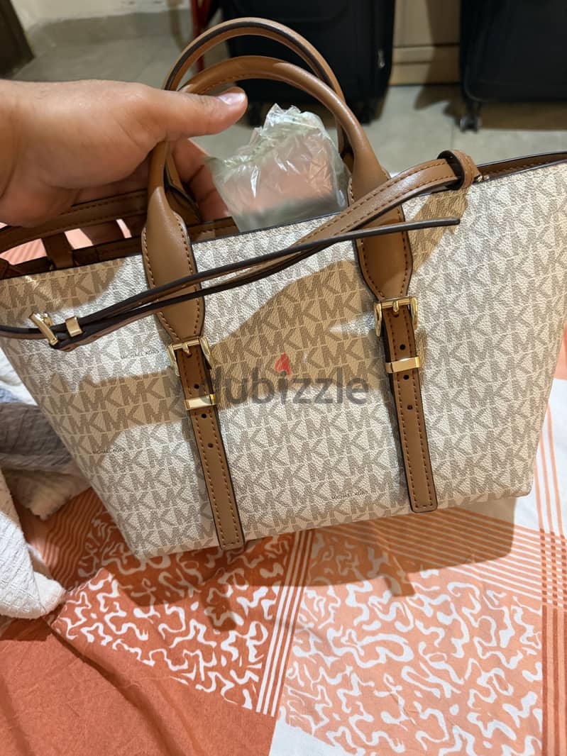 Micheal kors 2