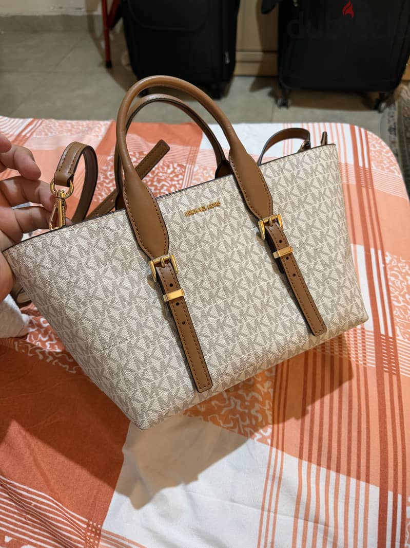 Micheal kors 9