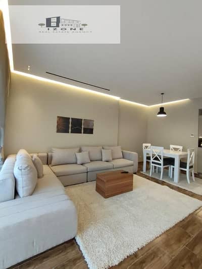 شقة مفروشة بالكامل للإيجار في ليك فيو ريزيدنس Lake View Residence New Cairo 140 متر غرفتين نوم الدور الثالث Prime Location