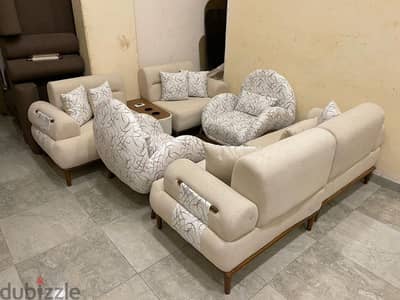 انتريه مودرن فاخر تصميم أنيق راحة وجوده تدوم