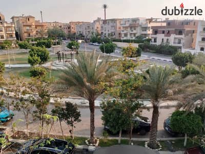 فرصة 230م 4غرف فيلات السابع 90% تشطيب فيو حكاية سعر لقطة
