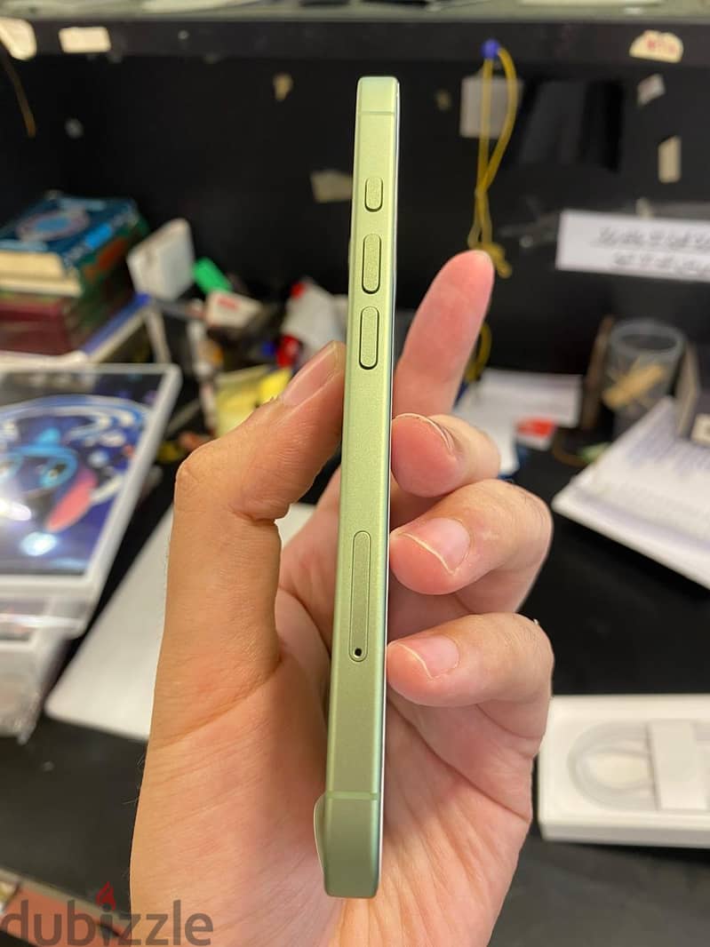 Apple - iPhone 17 3
