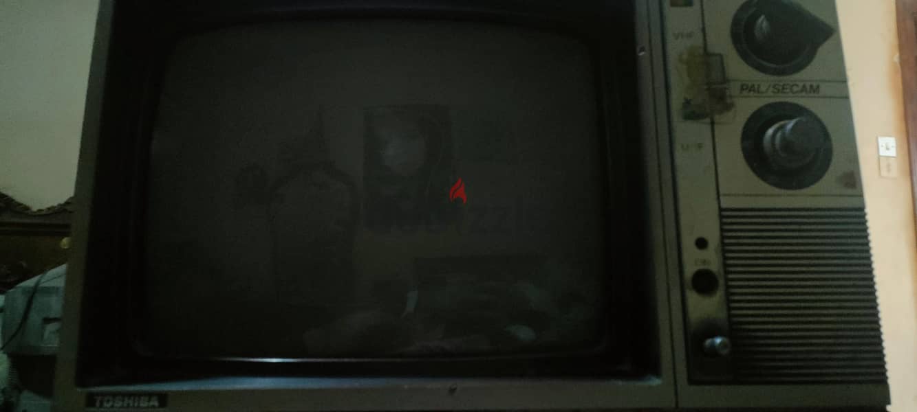 crt tv Toshiba 2