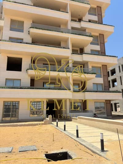 Apartment for sale in De Joya, R8 New Capital. 150 sqm, 8th floor, Building 17. Prime location, great view, premium gated community