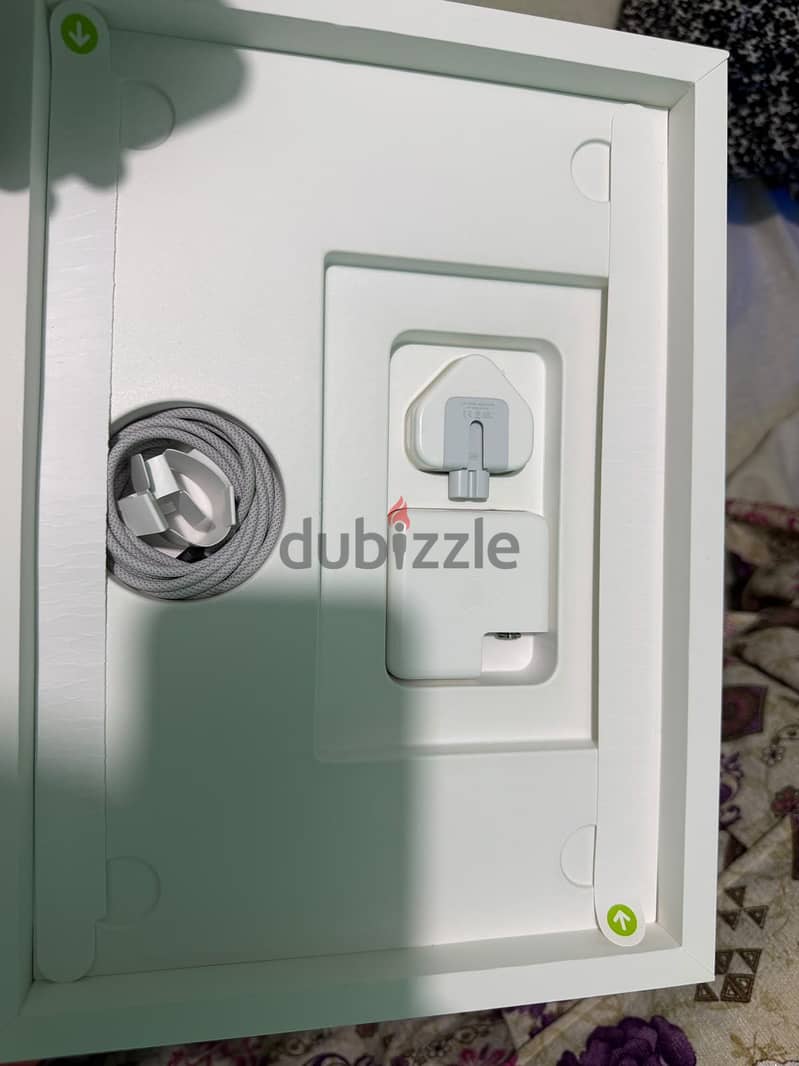 ماك بوك m3 512 2