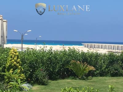 شاليه أرضي بحديقة خاصة للبيع – خطوات من البحر  قرية أمواج – سيدي عبد الرحمن | الساحل الشمالي