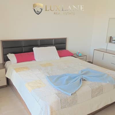Luxury Twin House, First Row on the Sea