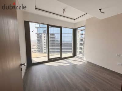 شقة متشطبة بالتكيفات للإيجار في كمبوند زد ويست – الشيخ زايد Zed West – Sheikh Zayed  متاحة فورا - بموقع مميز وتشطيب راقٍ.