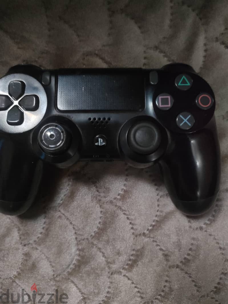 play station 4 slim 2