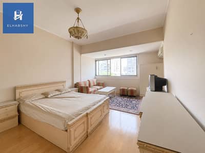 فى ميدان راقى 165م فى المهندسين إطلالة رائعة  Green View شقة للبيع .