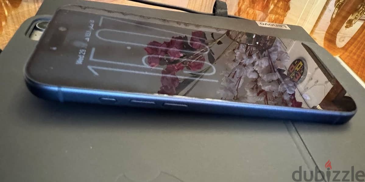 Apple - iPhone 17 Pro Max 3
