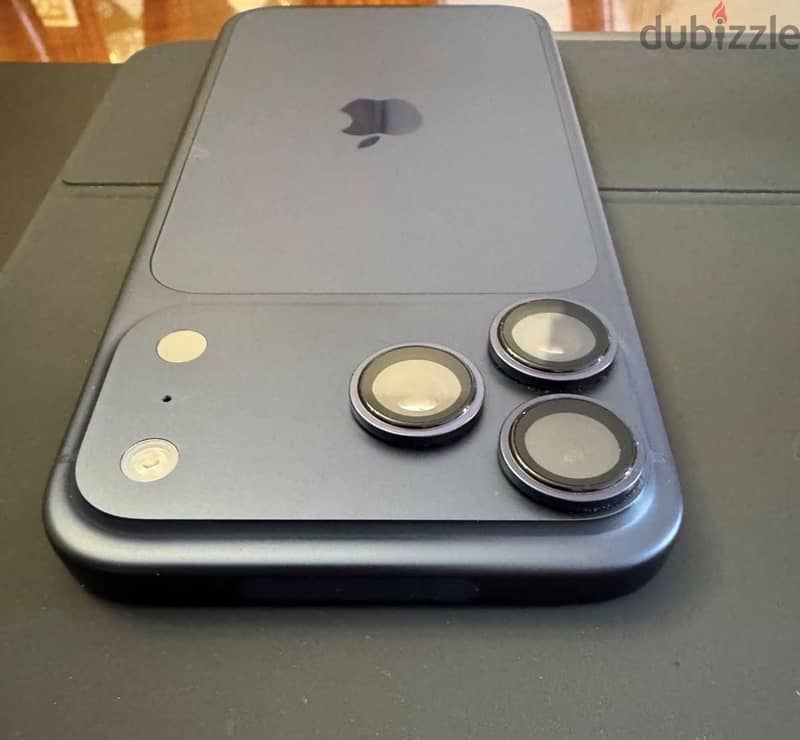 Apple - iPhone 17 Pro Max 5