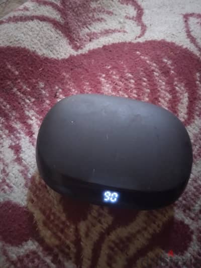 ايربودز مستعمل