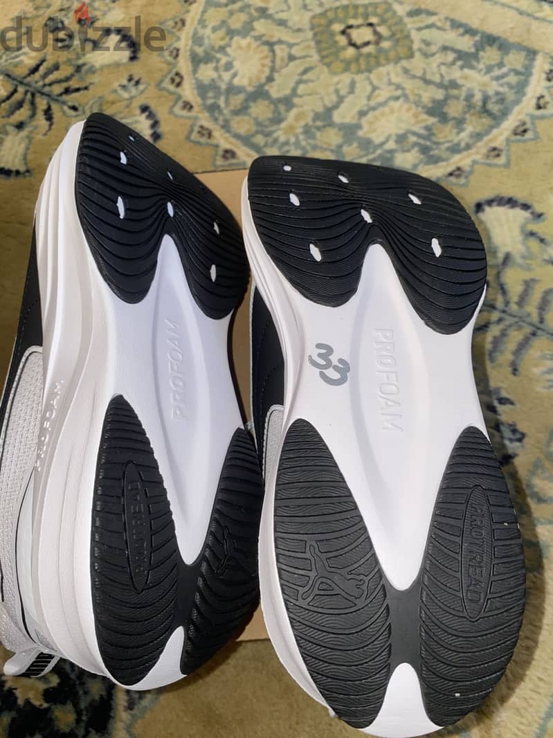 Puma Darter Pro 2 4